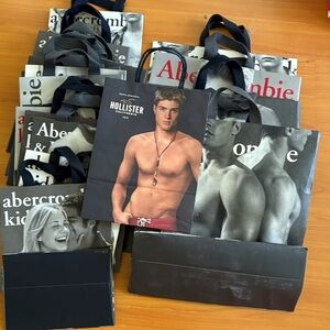 Abercrombie And Fitch Y2K Paper Shopping Bags Lot x18 Hollister x 1 Set